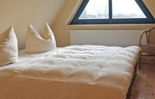 Borgerende Apartment | Cozy Apartment In Börgerende-Rethwisch