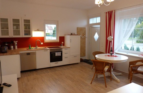 Lychen Apartment | Cozy apartment (2+2) with wellness factor in the lake paradise - Langes Haus Lychen