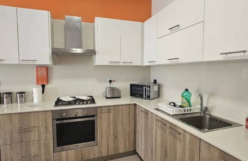 Gzira Apartment | Cozy Apartment 2 bdr 2 bth Terrace near Promenade