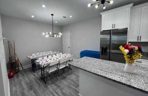 Flowery Branch House | Cozy Apartment close to Lake Lanier