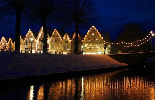 Friedrichstadt House | Cozy apartment on the canal