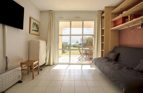 Agay Apartment | Cozy Apartment in Agay with Stunning Views