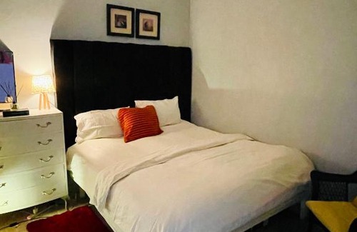 Senegambia House | Cozy Apartment