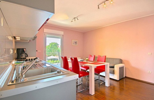 Kastel Apartment | Cozy apartment in Buje with WiFi