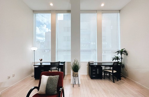 City West Apartment | Cozy Apartment in Downtown LA