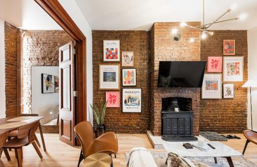 Shaughnessy Village Apartment | Cozy Apartment in Downtown Montreal