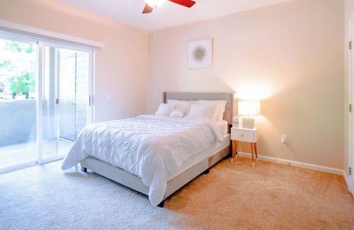 Orenco Station Apartment | Cozy apartment in Hillsboro, Oregon.