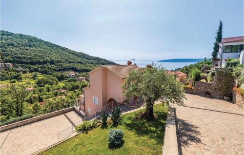 Sucici Apartment | Cozy Apartment In Moscenicka Draga