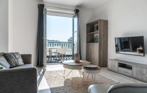 Kamperland Apartment | Cozy Apartment In Kamperland