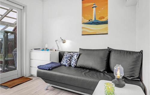 Dueodde Apartment | Cozy Apartment In Nexø With Kitchen