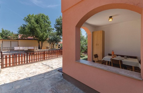 Pavicini Apartment | Cozy apartment in Pavicini with WiFi