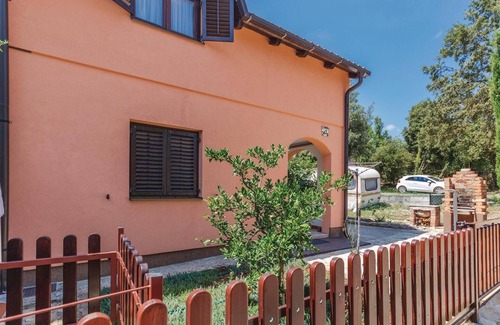 Pavicini Apartment | Cozy apartment in Pavicini with WiFi