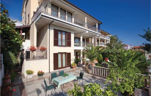 Rabac Apartment | Cozy Apartment In Rabac