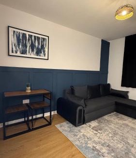 Neepsend Apartment | COZY apartment in the heart of Kelham Island 1BR plus sofa bed