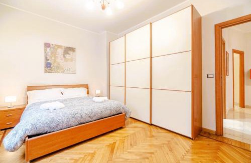 Santa Rita Apartment | Cozy Apartment - Live Turin in Style!