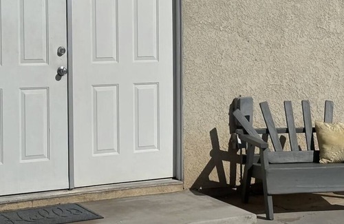 Apple Valley Apartment | Cozy Apartment located centrally between Los Angeles and Las Vegas!