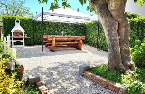 Flengi Apartment | Cozy Apartment Mandula