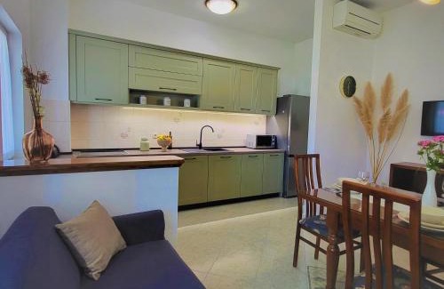 Flengi Apartment | Cozy Apartment Mandula