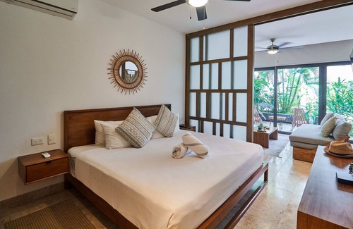 Tohoku Apartment | Cozy Apartment in Playa del Carmen | Game Room, Gym & Rooftop Pool | Great Amenities