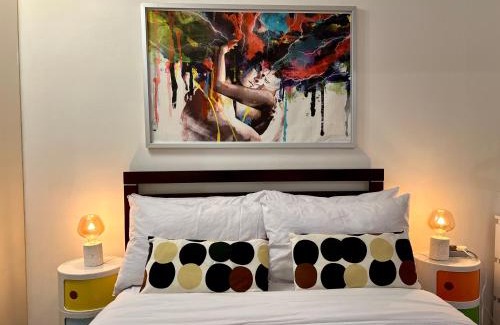 Brondesbury Apartment | Cozy apartment near Central London