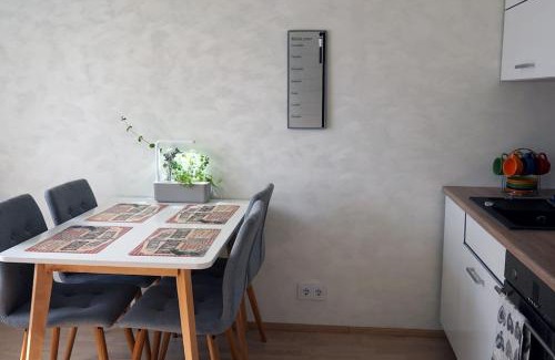Tartu Apartment | Cozy apartment near Lõunakeskus with home cinema