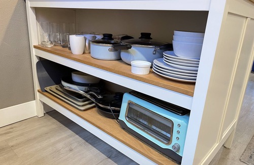 Berkeley Apartment | Cozy apartment, walk to parks, restaurants, bars, gyms, boutiques, grocery store