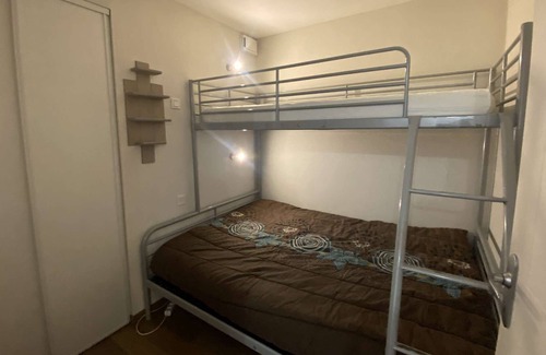 Sers Apartment | Cozy apartment with 5 beds located near Sers