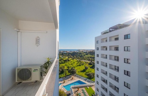 Correeira Apartment | Cozy Apartment with indoor pool