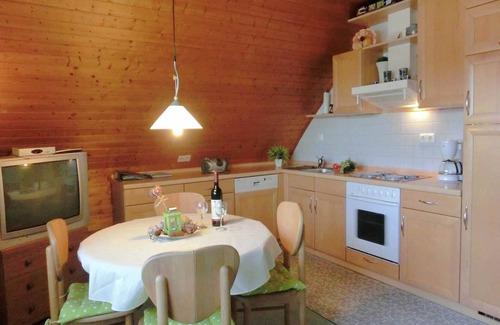 Nisterau Apartment | Cozy Apartment with Private Garden in Nisterau