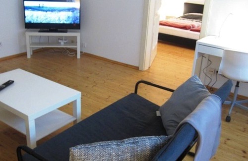 Unterdobling Apartment | Cozy Apartment With Pool & Gym