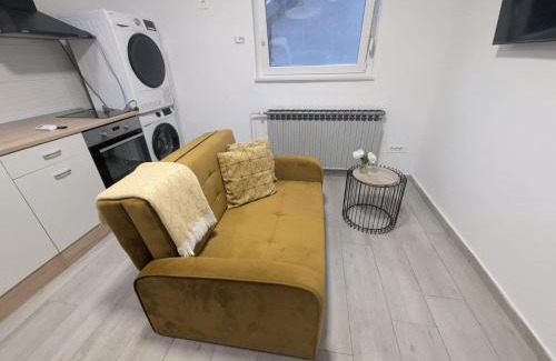 Sesvete Apartment | Cozy Apartment with Washer, Dryer, and Floor Heating