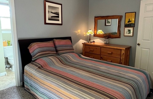Marble Cabin | Cozy Appalachian Mountain Cabin with a beautiful mountain range view & sunsets