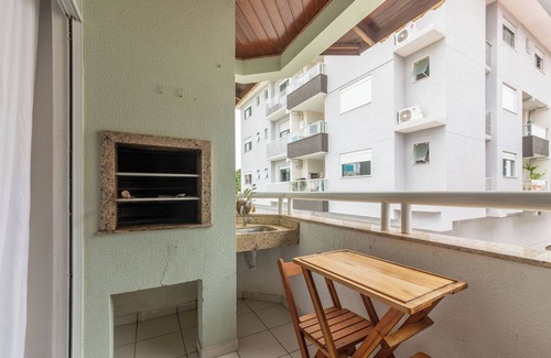 Ingleses do Rio Vermelho Apartment | Cozy apt in Centrinho dos Ingleses Lib203