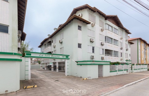 Ingleses do Rio Vermelho Apartment | Cozy apt in Centrinho dos Ingleses Lib203