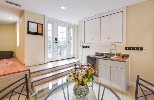 Aptos Apartment | Cozy Aptos Studio ~ 2 Mi to Seacliff State Beach!