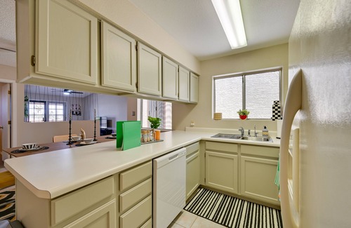 Yuma Apartment | Cozy Arizona Retreat w/Pool Access, Patio & Grill
