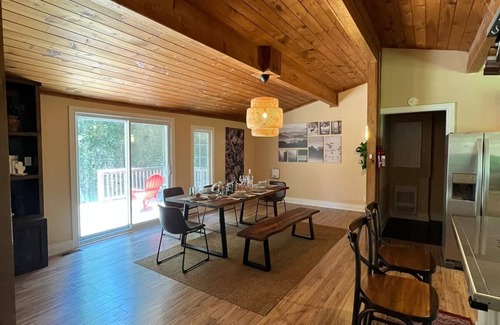Huntsville Cottage | Cozy Asthetic Hidden Cottage