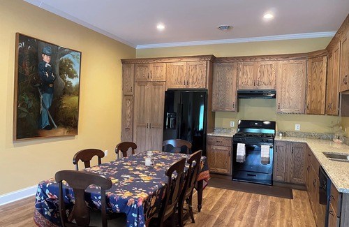 Gettysburg House | Cozy Barndominium located on 48 acres, minutes from Battlefield.