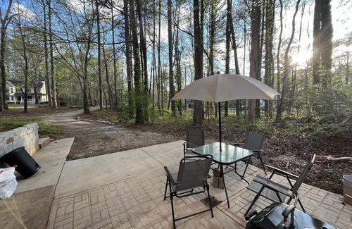 Powder Springs Apartment | Cozy basement apartment.