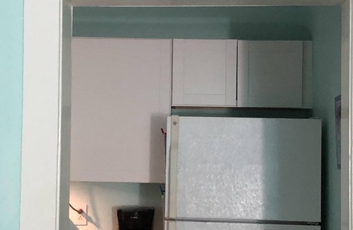 Willoughby Spit Cottage | Cozy Bay View - BeachSide, Pet Friendly, Wi-Fi