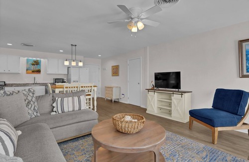 Shell Island House | Cozy beach cottage with a beautiful ocean view!