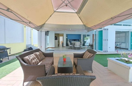 Esterillos Oeste House | Cozy Beach House Minutes From the Beach