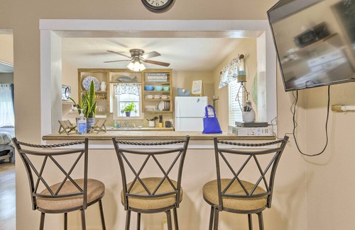 Aransas Pass Cottage | Cozy Beach/Fishing Cottage in Aransas Pass!