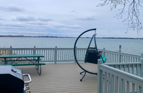 Hamlin County Cabin | Cozy beach front lake cabin with hot tub!