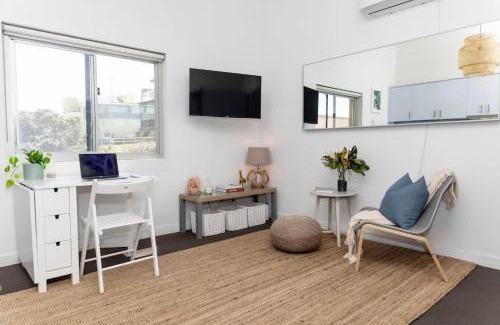 North Bondi Apartment | COZY BEACH FRONT STUDIO WITH AIRCON
