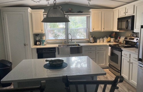 Sunset Beach House | Cozy Beach House beautiful Sunset Beach , only a 5 min drive