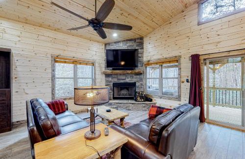 Sautee Nacoochee House | Cozy Bear Cabin #2