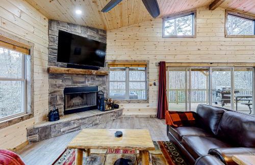 Sautee Nacoochee House | Cozy Bear Cabin #2