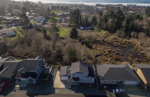 Rockaway Beach House | Cozy Beauty