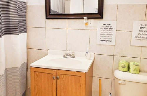 Ocean Hill Bed & Breakfast | Cozy bed & breakfast in beautiful Brooklyn with AC, WiFi
